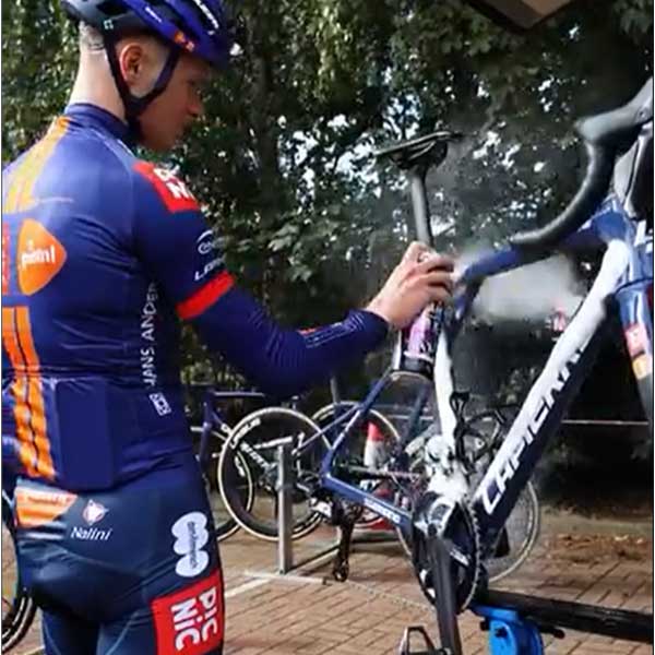 SNOW FOAM BIKE CLEANER